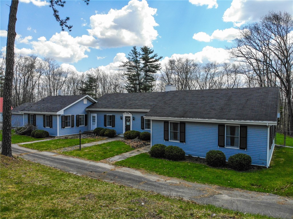 10614 Skyline Drive, Corning, New York image 2