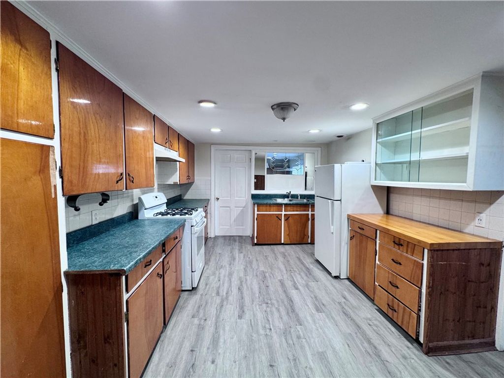 Photo of 444 North Avenue, Parma, NY 14468 (MLS # R1580290)