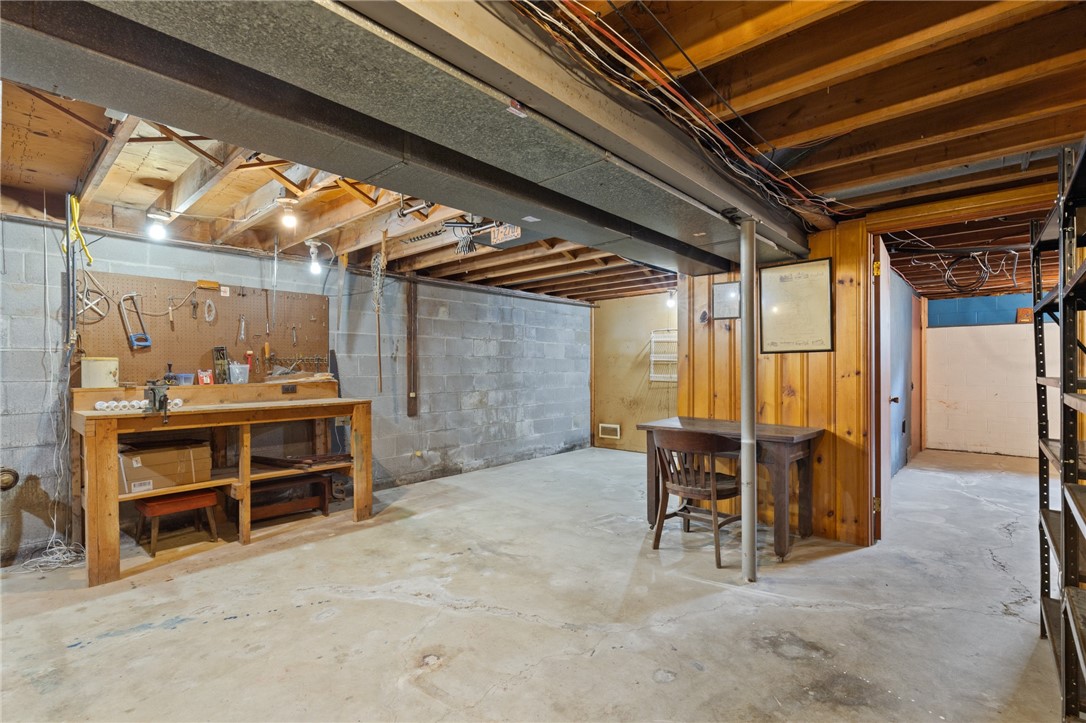 130 Quay Drive, Irondequoit, New York image 35