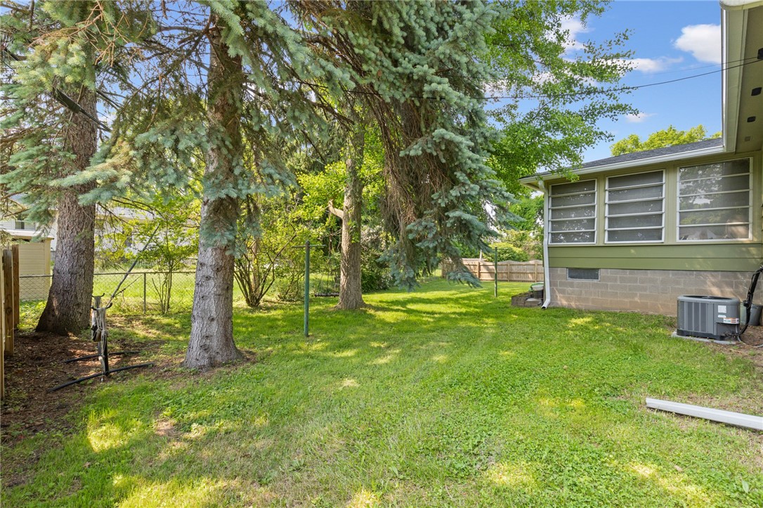 130 Quay Drive, Irondequoit, New York image 48