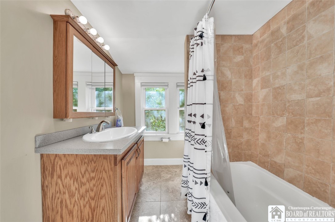 88 Summit Avenue, Orchard Park, New York image 21