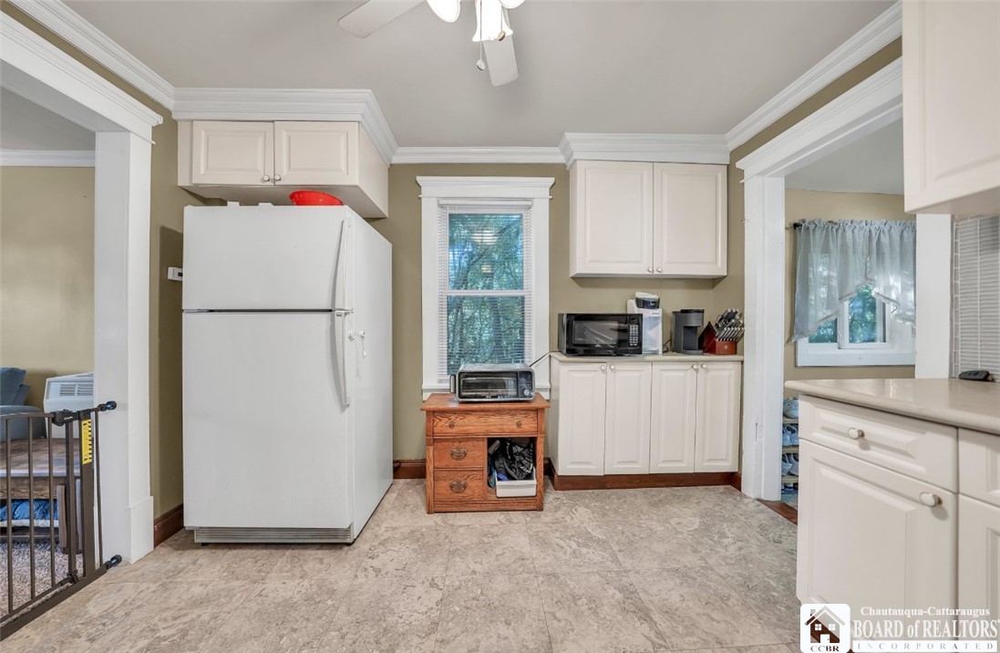88 Summit Avenue, Orchard Park, New York image 13