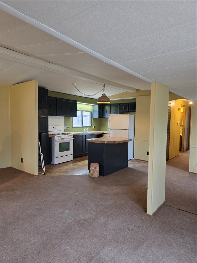 221 Crabapple Drive