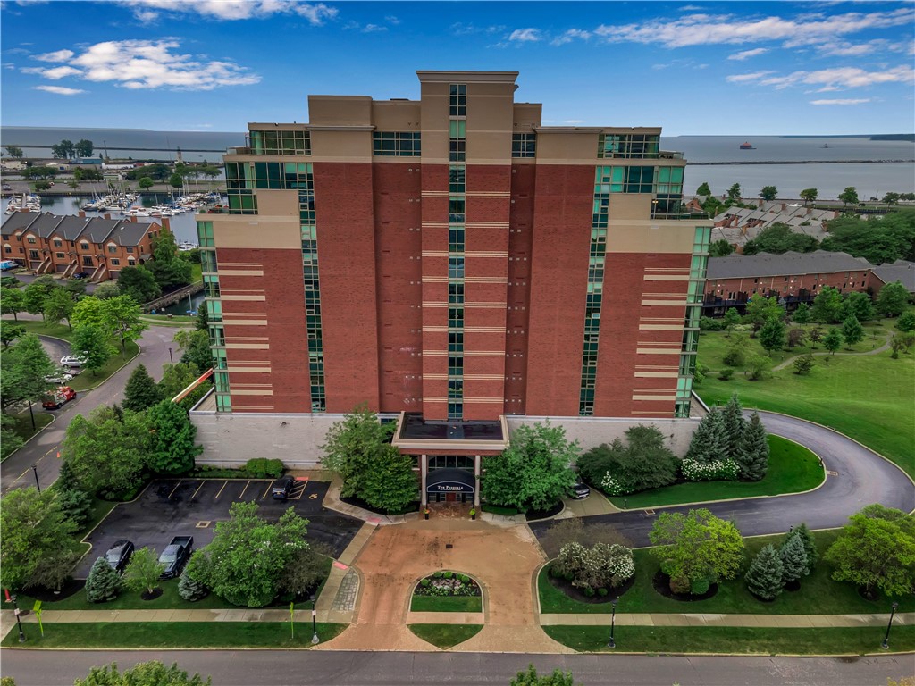 132 Lakefront Boulevard #104, Buffalo, New York image 1
