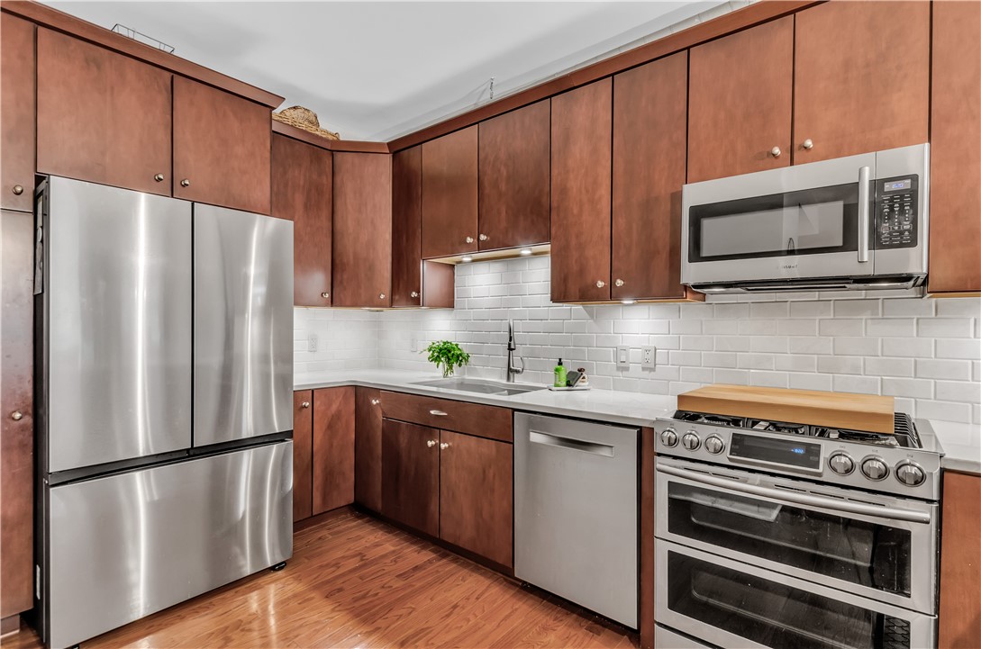 132 Lakefront Boulevard #104, Buffalo, New York image 19