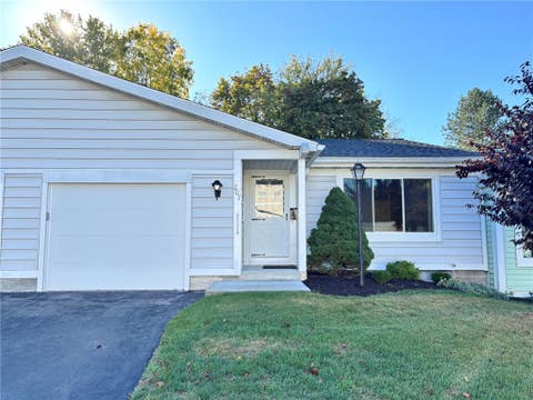 Photo for 207 Greenway Boulevard