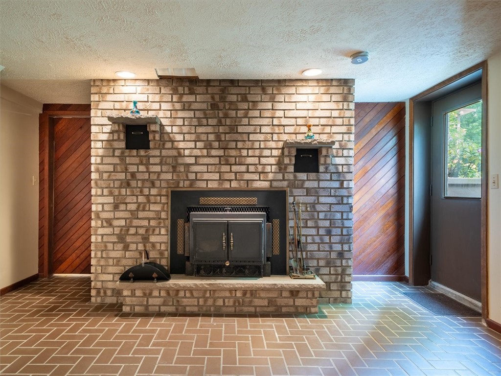 48 W Amy Lane, Greece, New York image 31