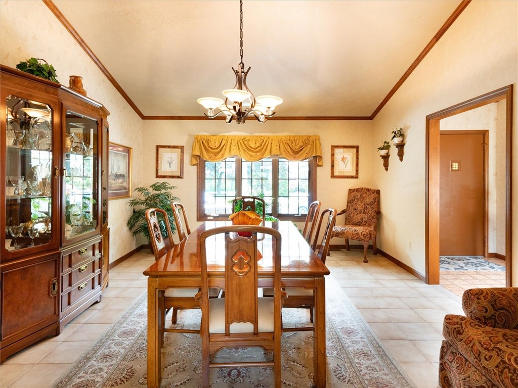 48 W Amy Lane, Greece, New York image 10