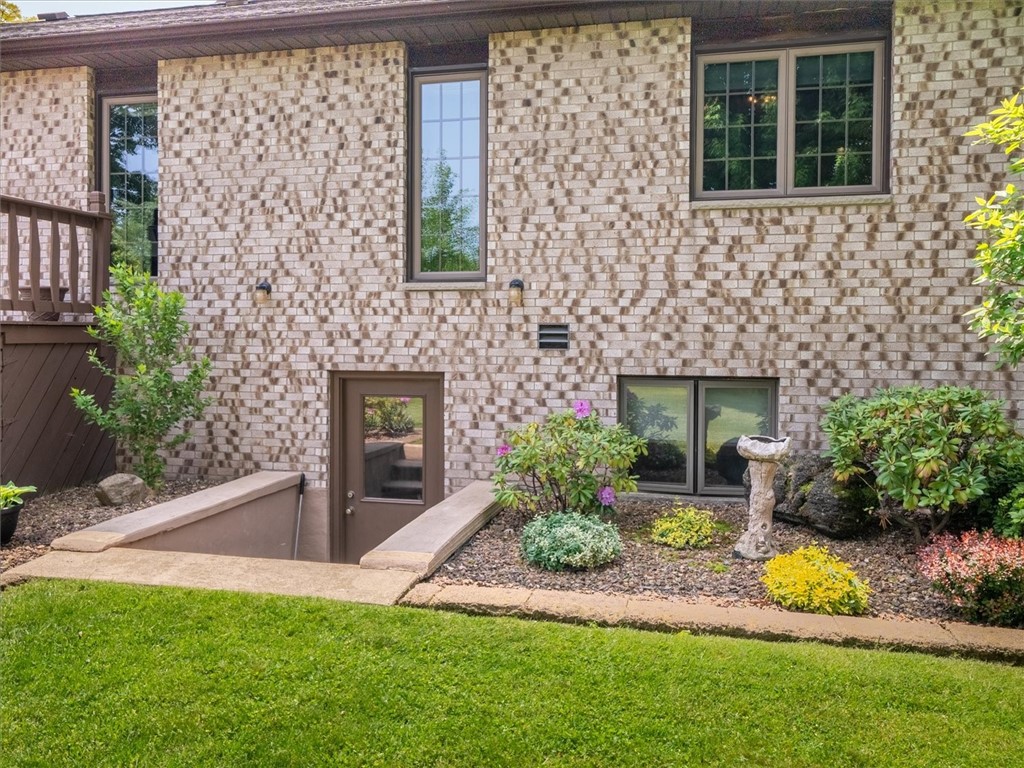 48 W Amy Lane, Greece, New York image 41