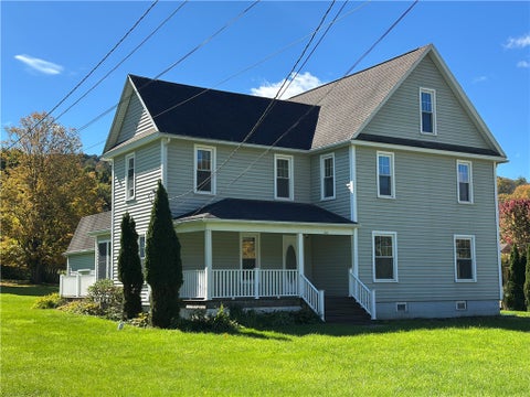 Photo for 540 Derrick Road