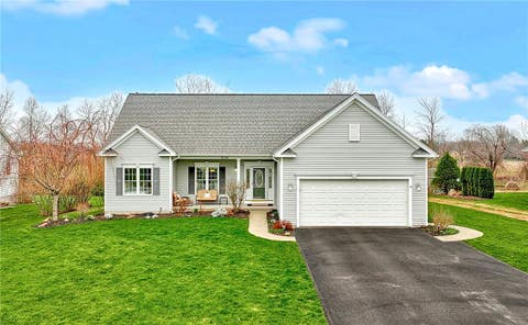 Homes For Sale - 6128 Southbrook Drive<br/> Ontario, NY 14519