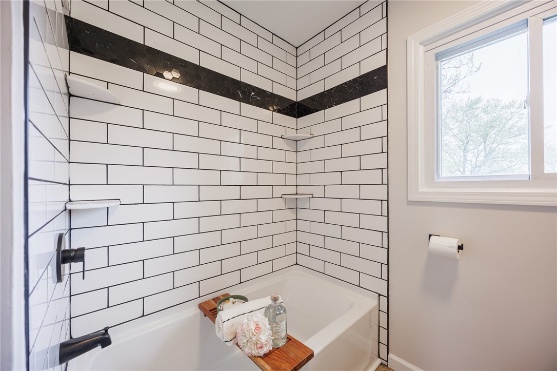 152 Colonnade Drive, Henrietta, New York image 10