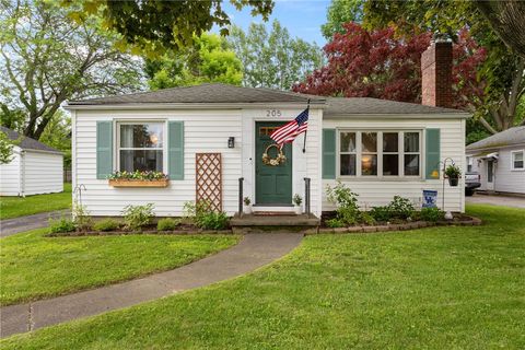 205 Dake Avenue Irondequoit NY 14617