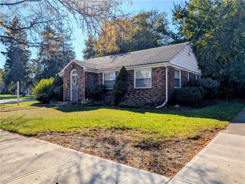 Photo of 309 Walnut Street, Elmira City, NY 14901 (MLS # R1725970)