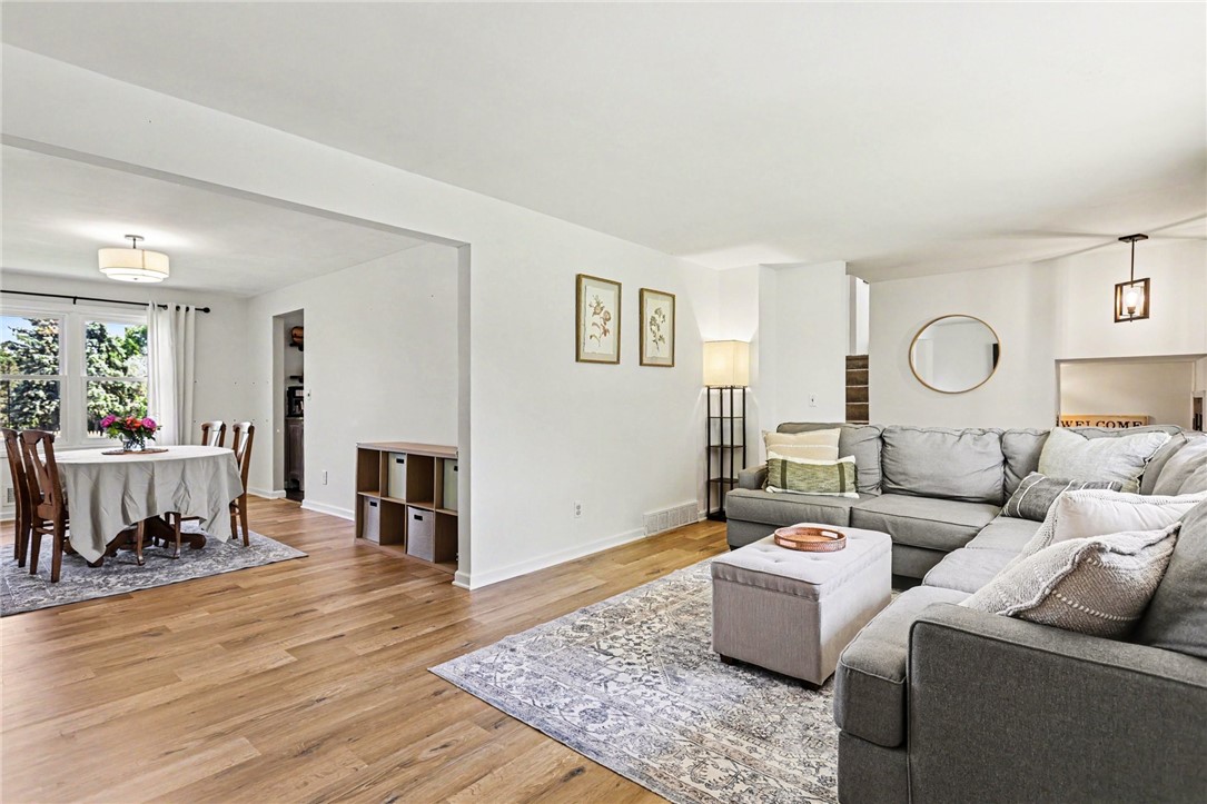 5816 Walnut Drive