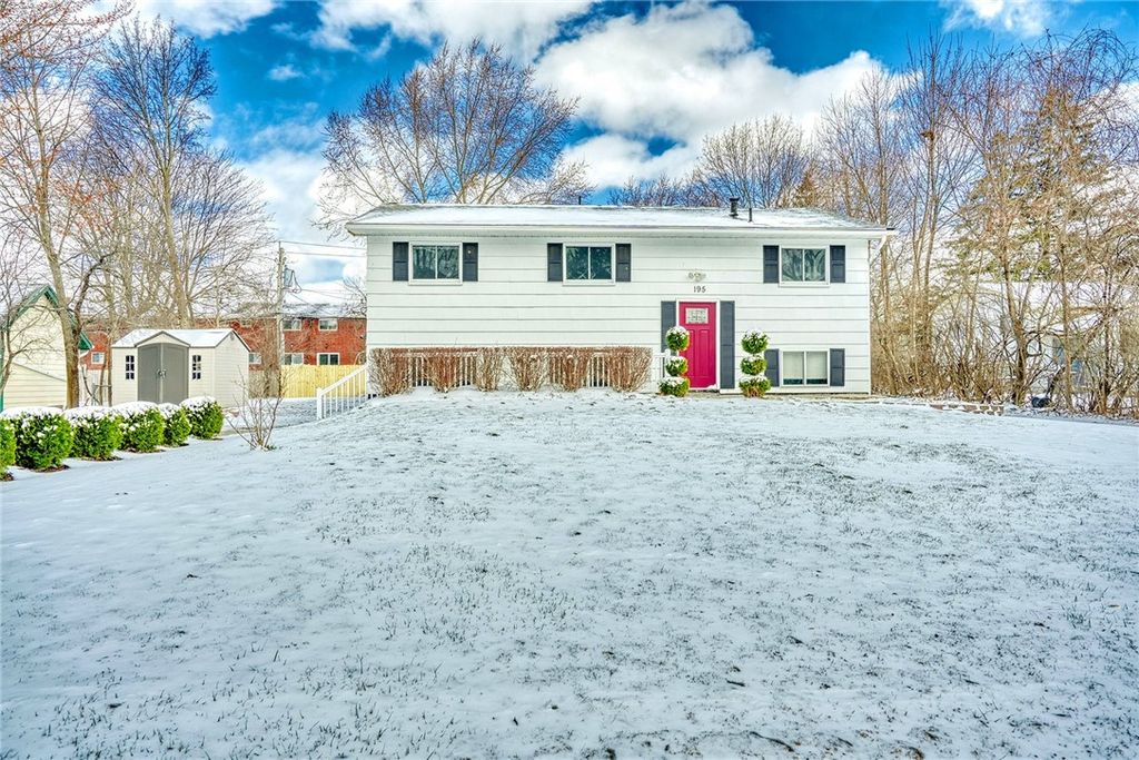 Photo of 195 Kenwick Drive, Henrietta, NY 14623 (MLS # R1666792)