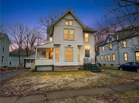 Homes For Sale - 7 S Lewis Street<br/> Auburn, NY 13021
