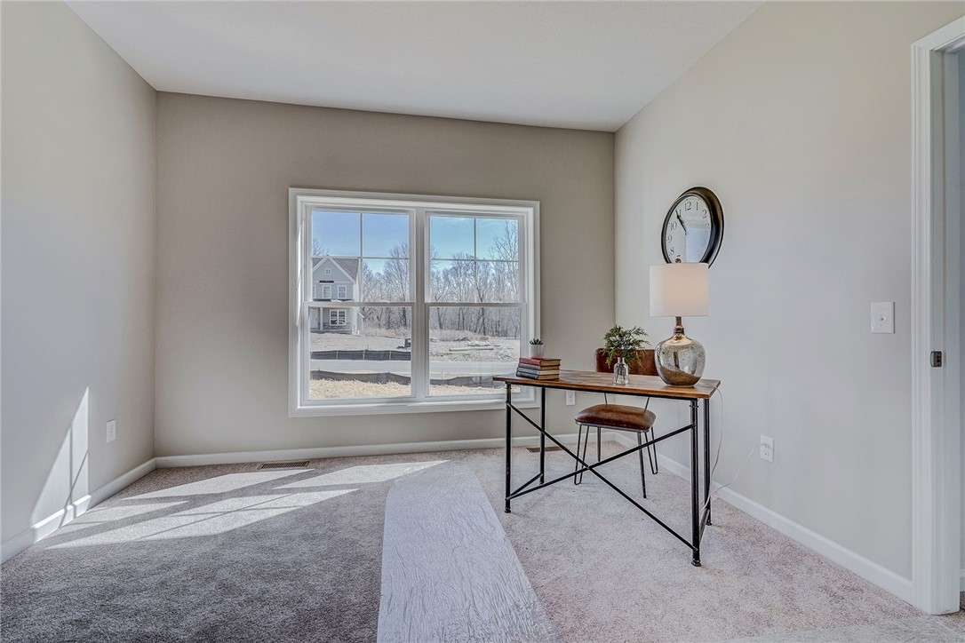 Lot 5 Mile Square Road