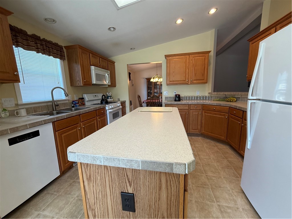 6317 Kims Drive Dr, Victor, New York image 13