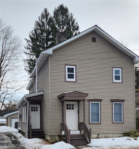 Photo of 61 Pleasant Street, Norwich, NY 13815 (MLS # R1590349)