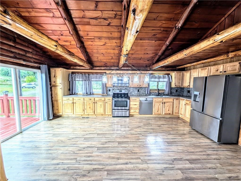 2702 Walt Gilbert Road