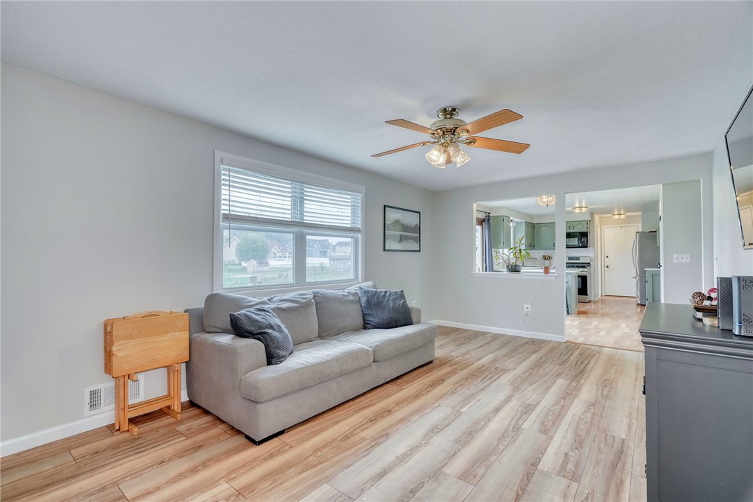 Search Properties 3 61 sunapee run
