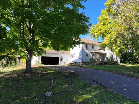 4033 Pilgrimport Road Lyons NY 14489