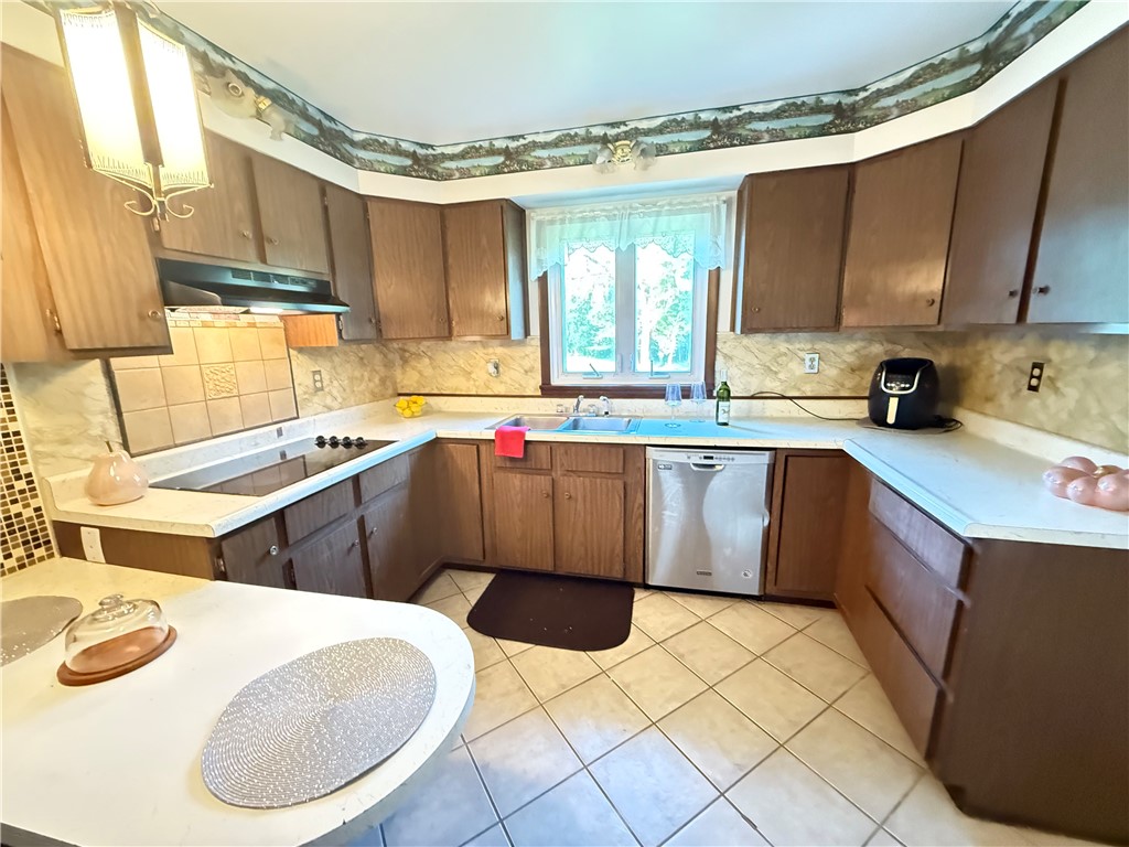 2988 East Avenue, Waterloo, New York image 13