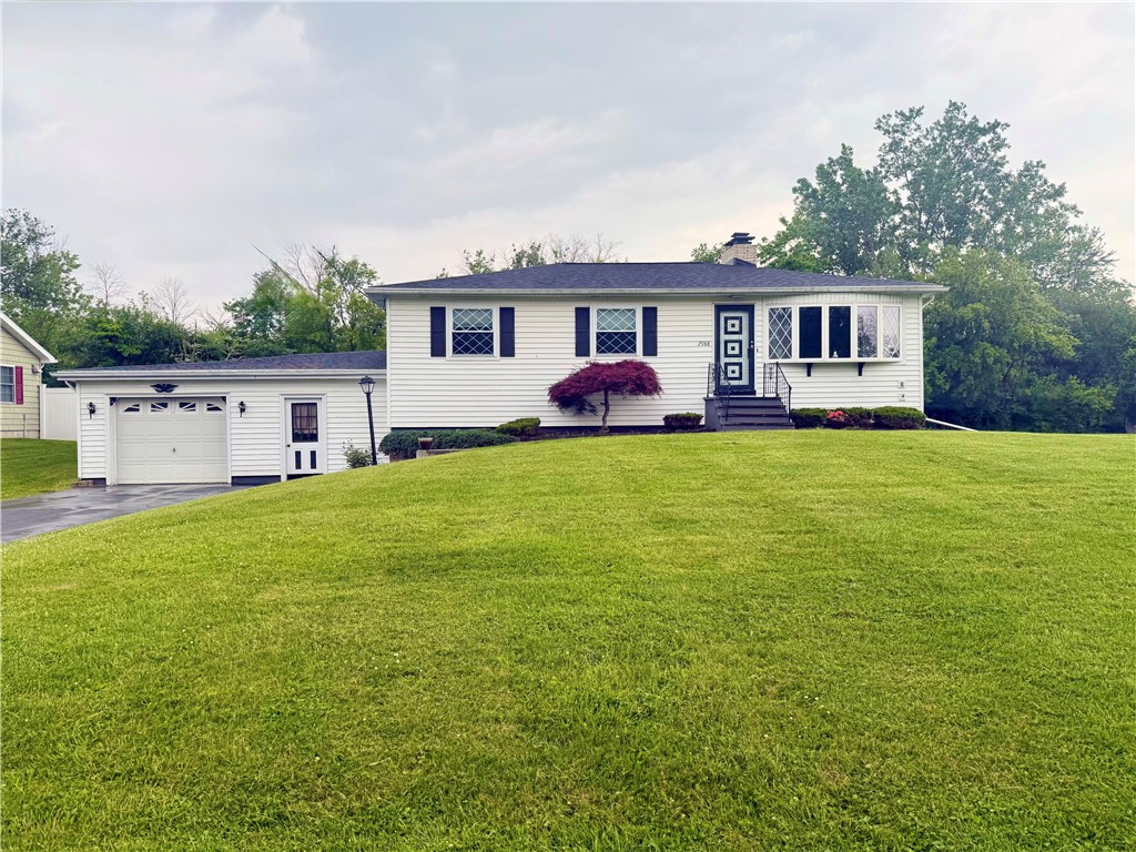 2988 East Avenue, Waterloo, New York image 1
