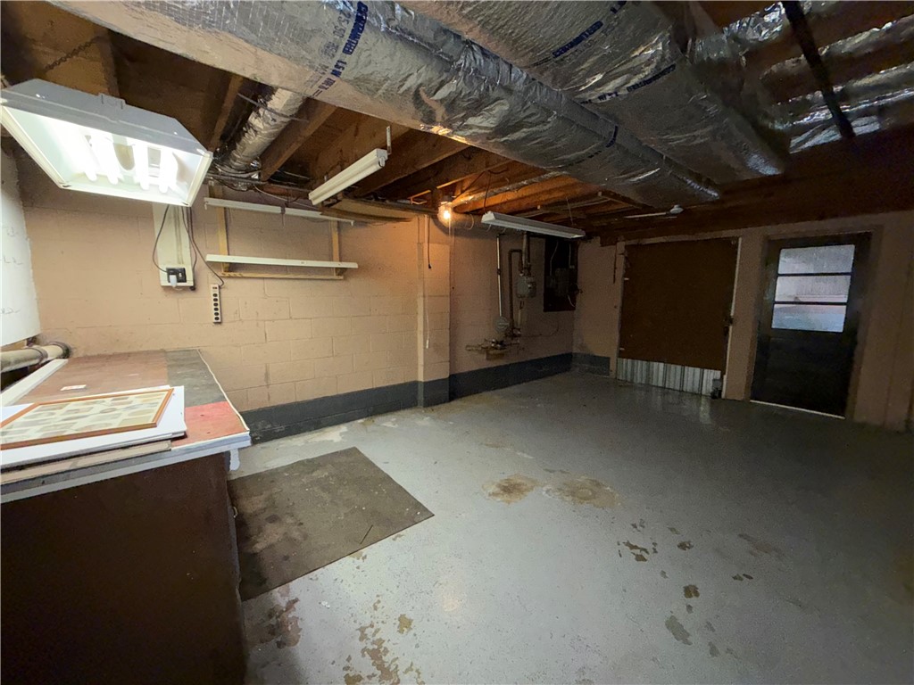 2988 East Avenue, Waterloo, New York image 35