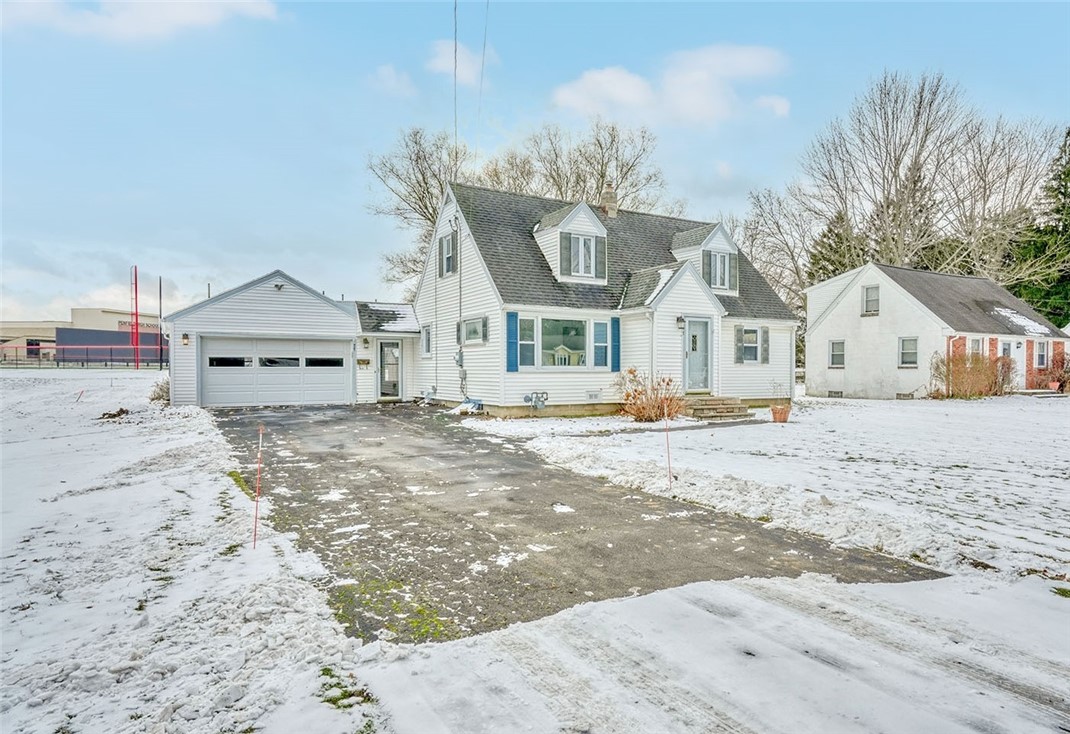 77 Country Lane, Penfield, New York image 2