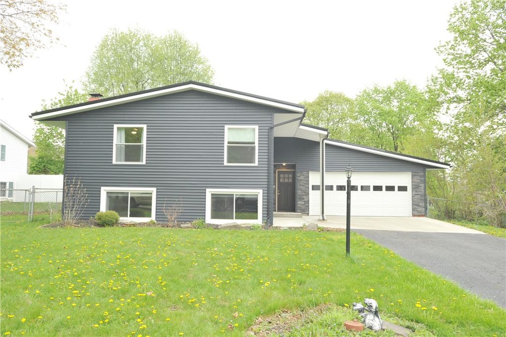 Photo of 28 Rodaha Drive, Big Flats, NY 14830 (MLS # R1677815)
