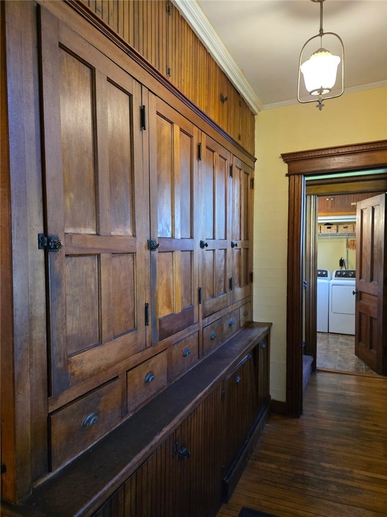 213 E East Main Street