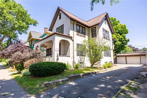 Photo of 260 Oxford Street #3, Rochester, NY 14607 (MLS # R1704610)