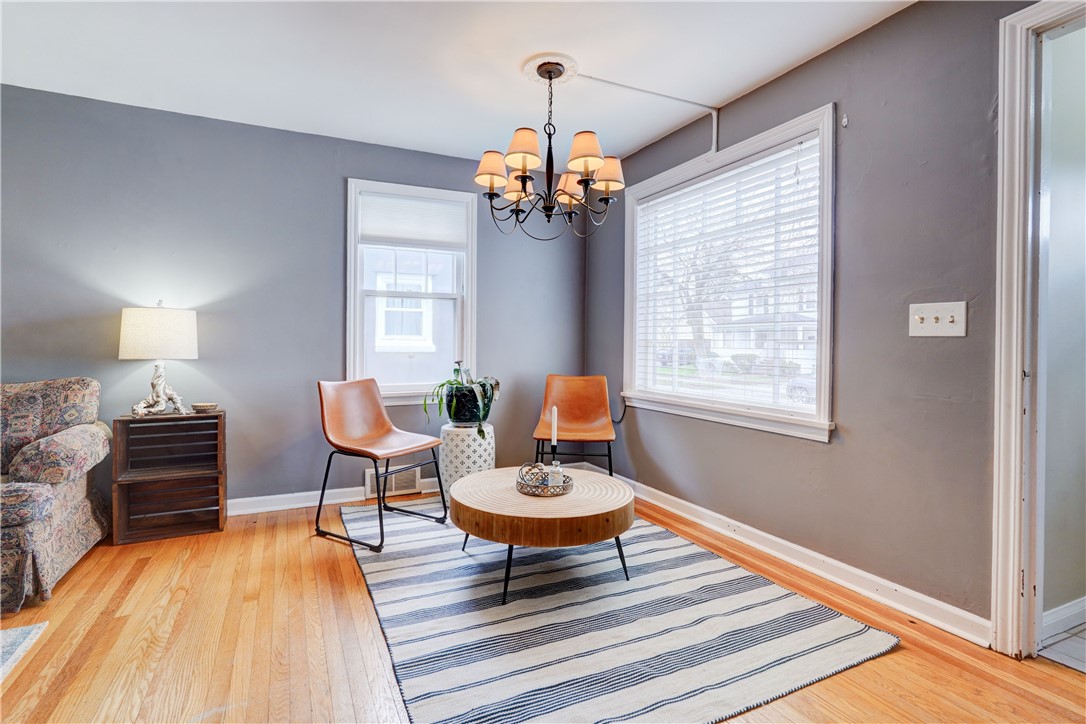 214 W Hickory Street