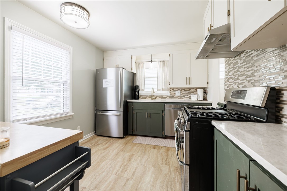 93 Willowbrook Road, Greece, New York image 5
