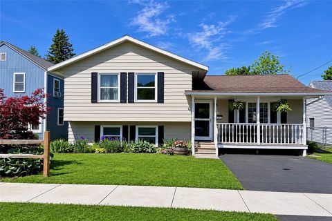 Photo of 37 High Street, Corning City, NY 14830 (MLS # R1684717)