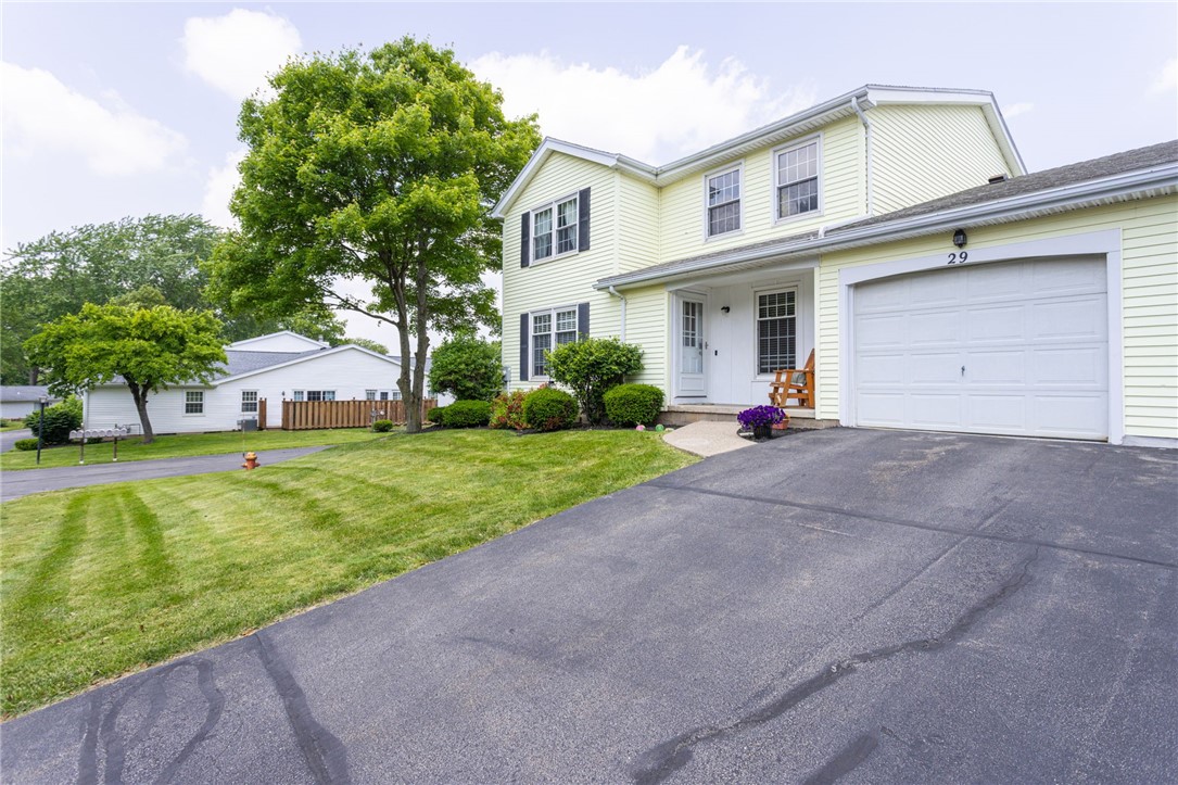 29 Rockhurst Drive, Penfield, New York image 2