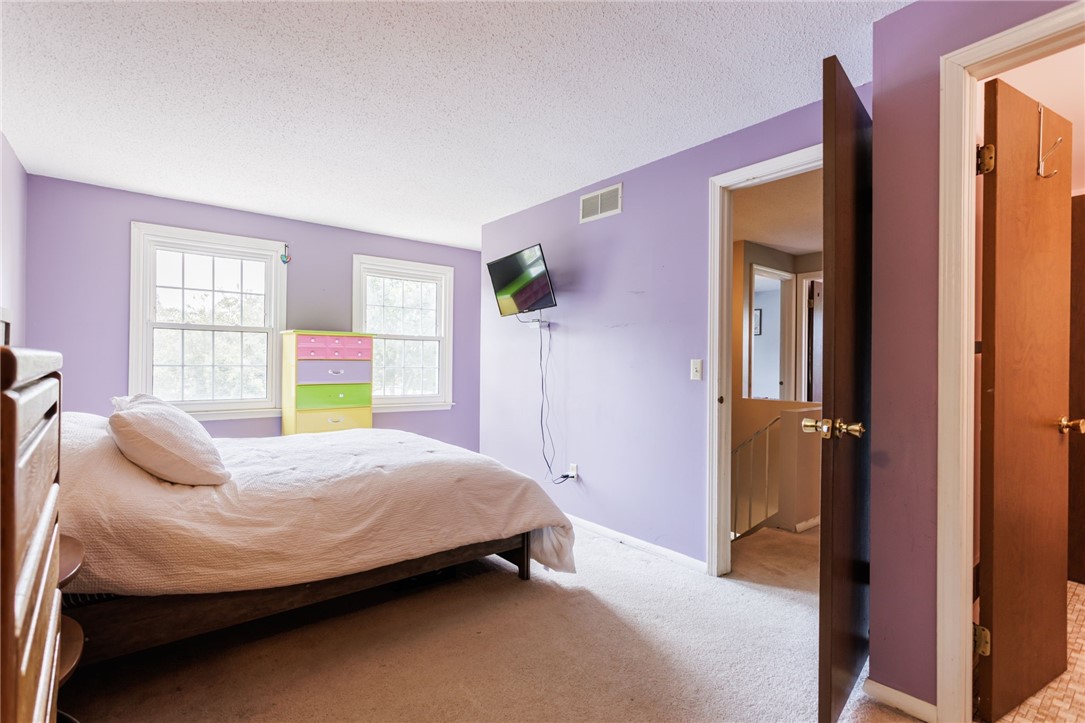 29 Rockhurst Drive, Penfield, New York image 18