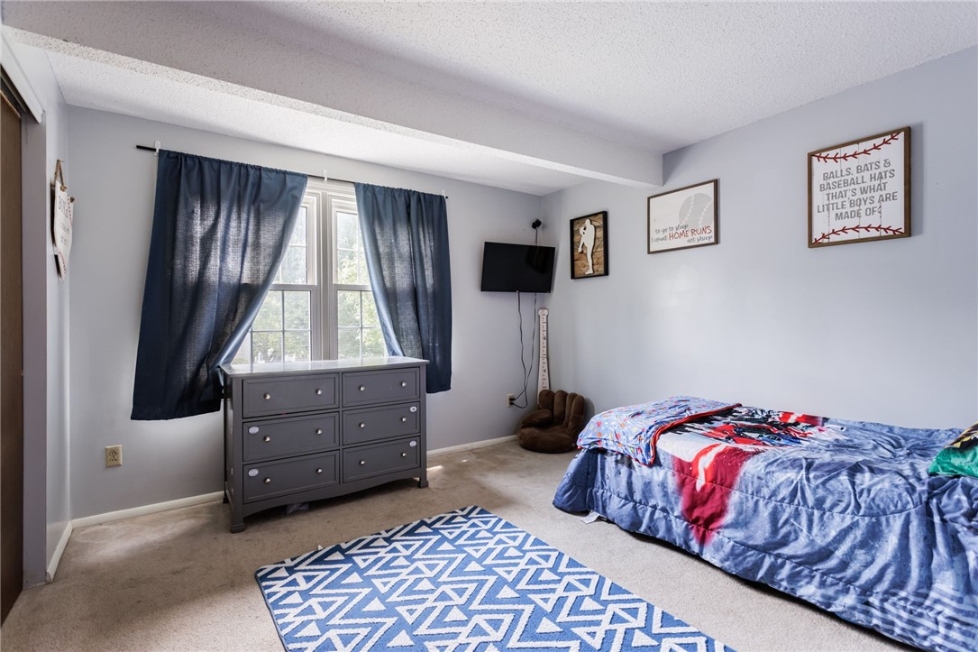 29 Rockhurst Drive, Penfield, New York image 22