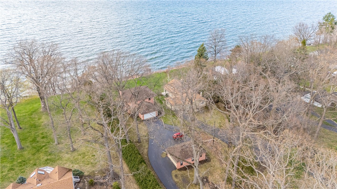 476 Lake Road, Webster, New York image 2