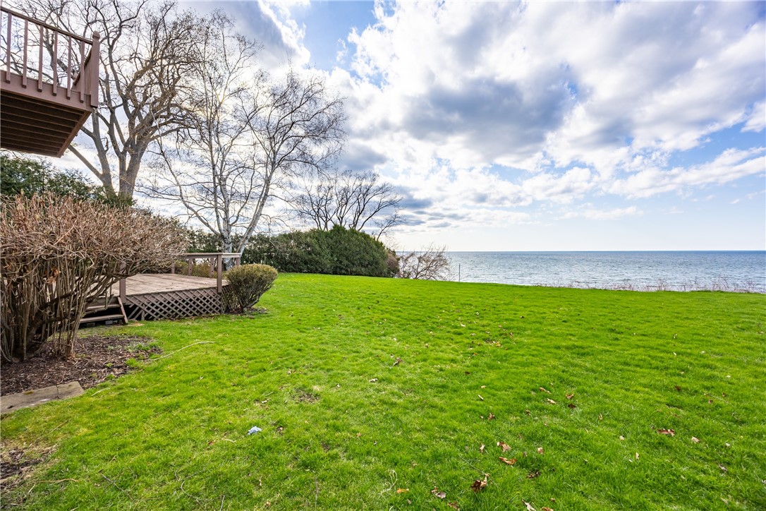 476 Lake Road, Webster, New York image 8