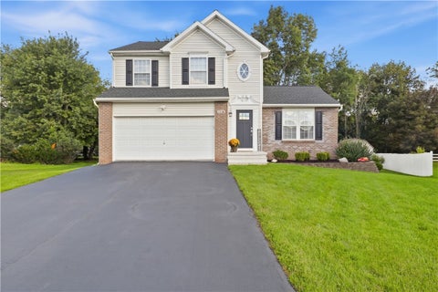 Photo of 1116 Belmont Drive, Farmington, NY 14425 (MLS # R1714016)