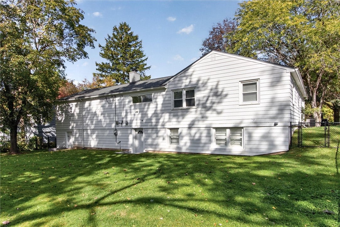 45 Valley Brook Road