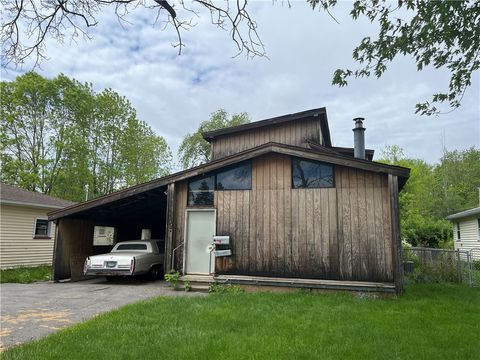 107 Burben Way Rochester NY 14624