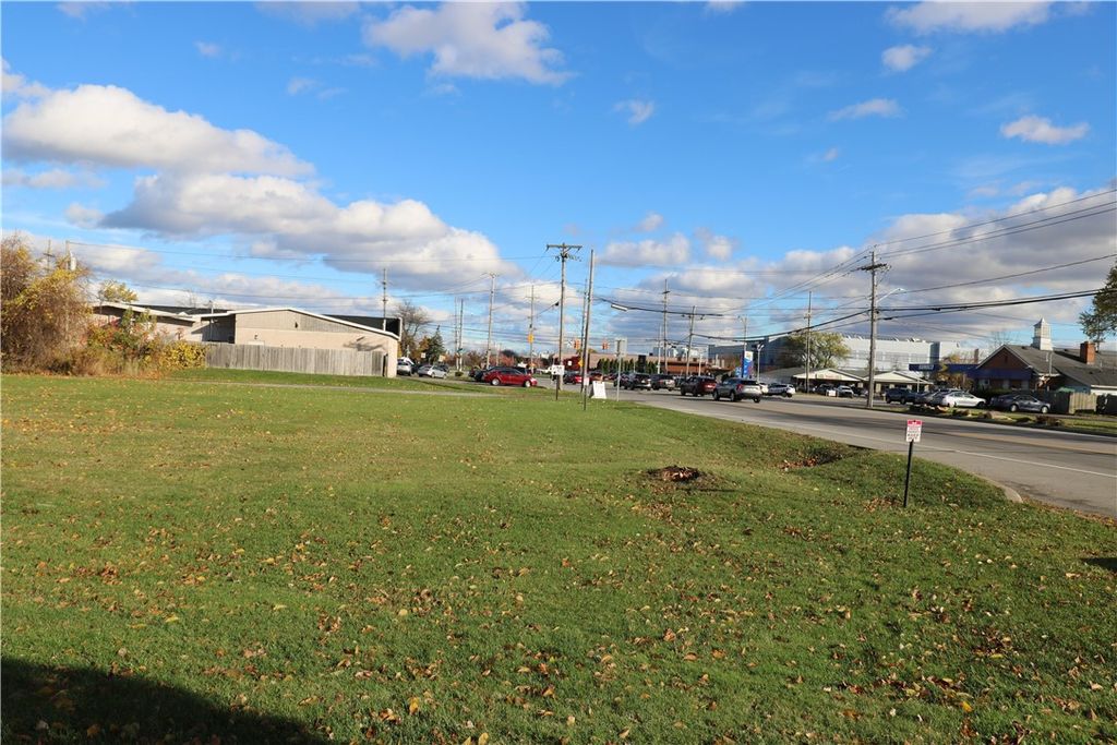 Photo of 2626 Ridgeway Avenue, Greece, NY 14626 (MLS # R1649706)