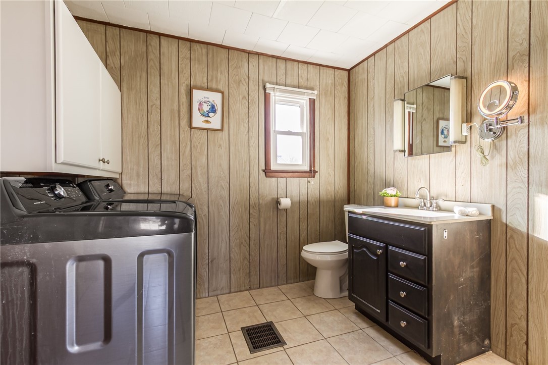 6813 Henkle Road, Lyons, New York image 25