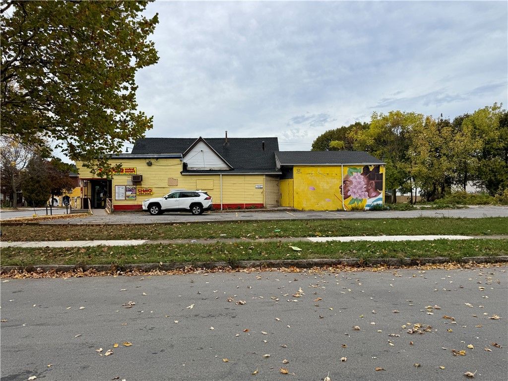 Photo of 488 Joseph Avenue, Rochester, NY 14605 (MLS # R1647301)