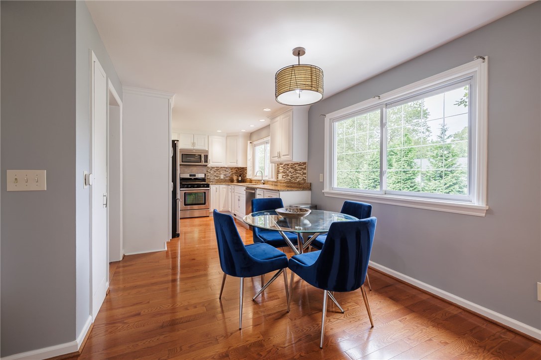 Search Properties 4 18 aspen drive