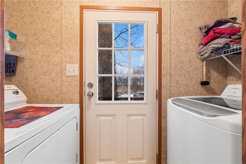 Tiny photo for 74 Bloomdale MHP, West Bloomfield, NY 14469 (MLS # R1660286)